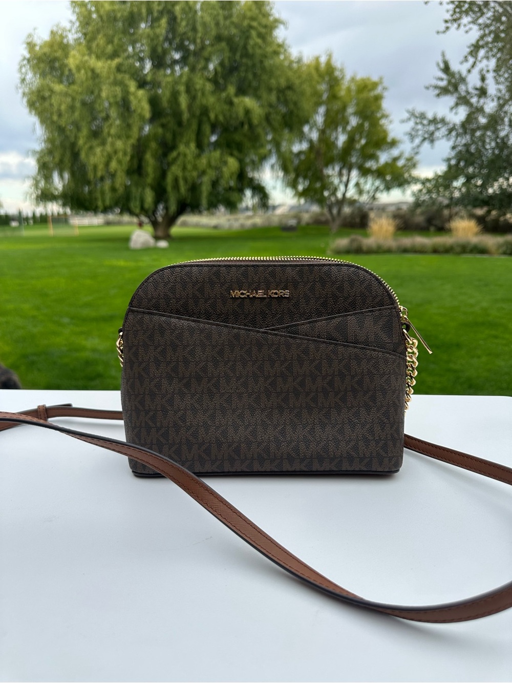 Michael Kors Signature Logo Dome Crossbody Brown Gold Chain New